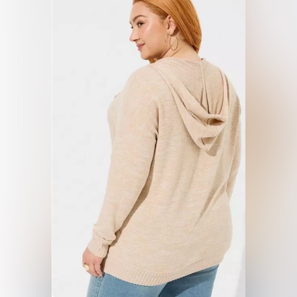 Torrid Cream V-Neck Sweater Soft Knit - Picture 2 of 5